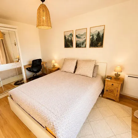 Apartamento T3 Expo Sud, Terrasse Et Vue Montagne A Jausiers